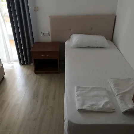 Twenty One Hotel