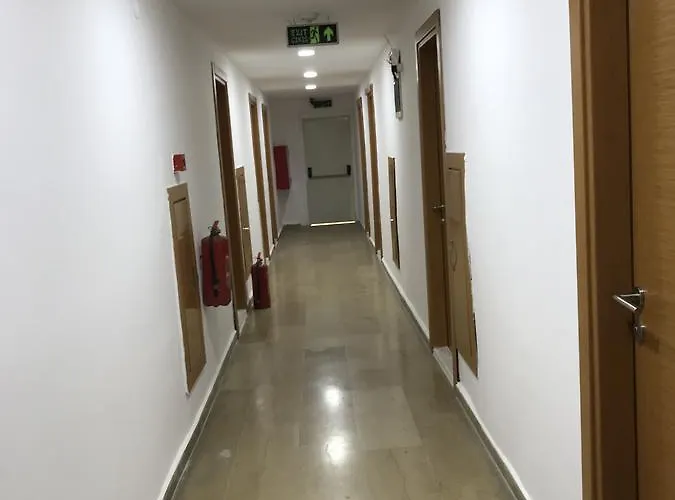 Twenty One 酒店 马尔马里斯