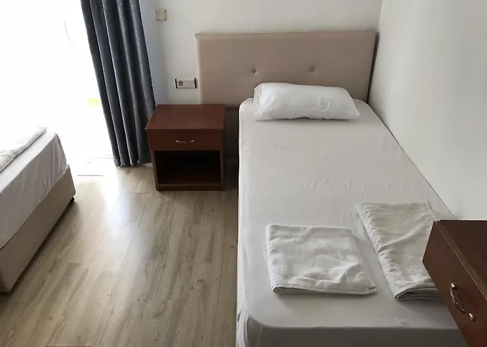 Twenty One 马尔马里斯